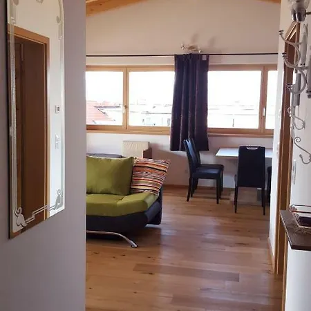 Roemerstrasse 10 Kg, Inntal אינסברוק